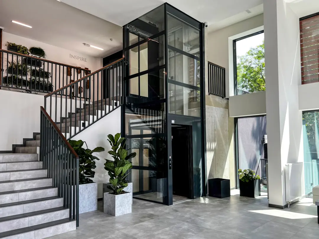 Cabin Elevator