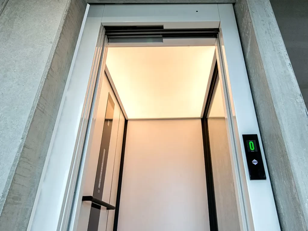 led light cibes c1 pure elevator 1280x960 1