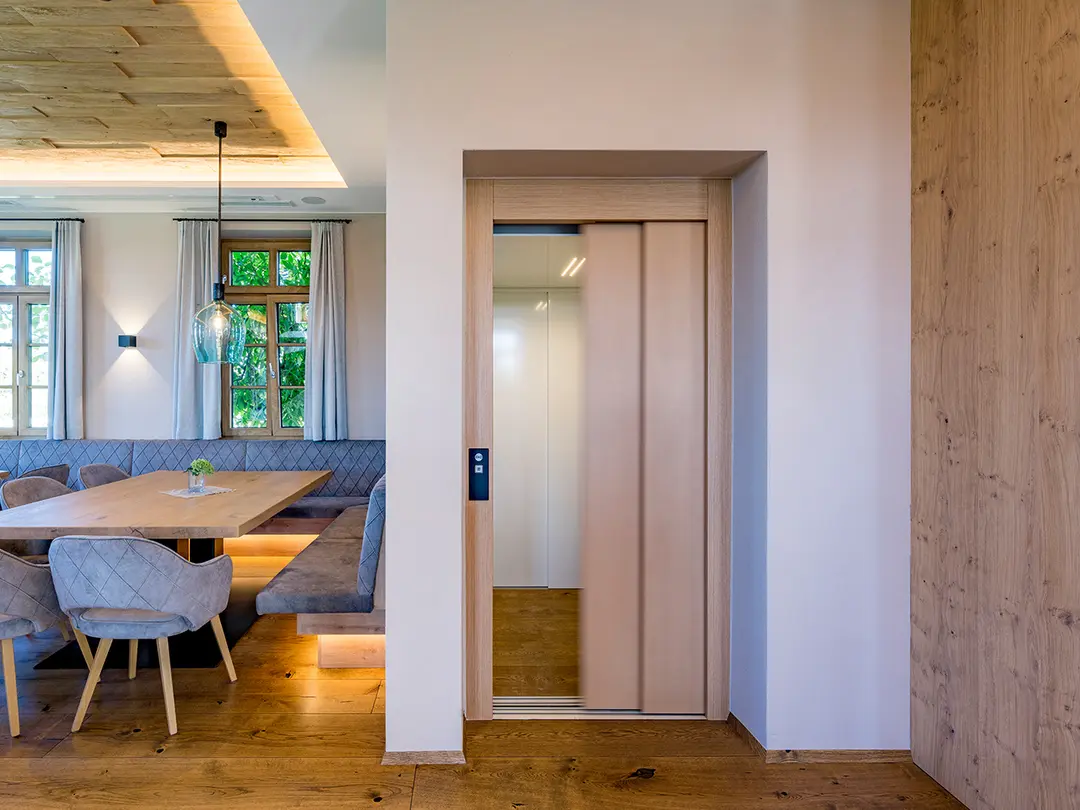 telescopic sliding doors for cibes c1 pure lift 1280x960 1