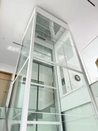cibes-v80-rapido-private-villa-dubai-4
